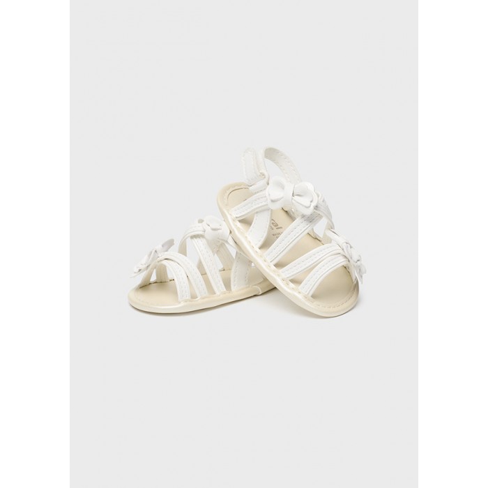 Βρεφικά σανδάλια για κορίτσι λευκά 24-09744-070 Mayoral Newborn